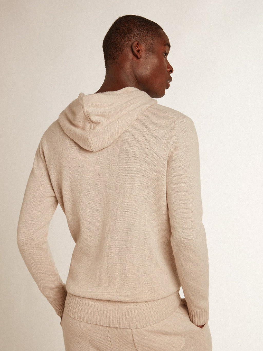 Felpa uomo misto cashmere color bianco e cappuccio