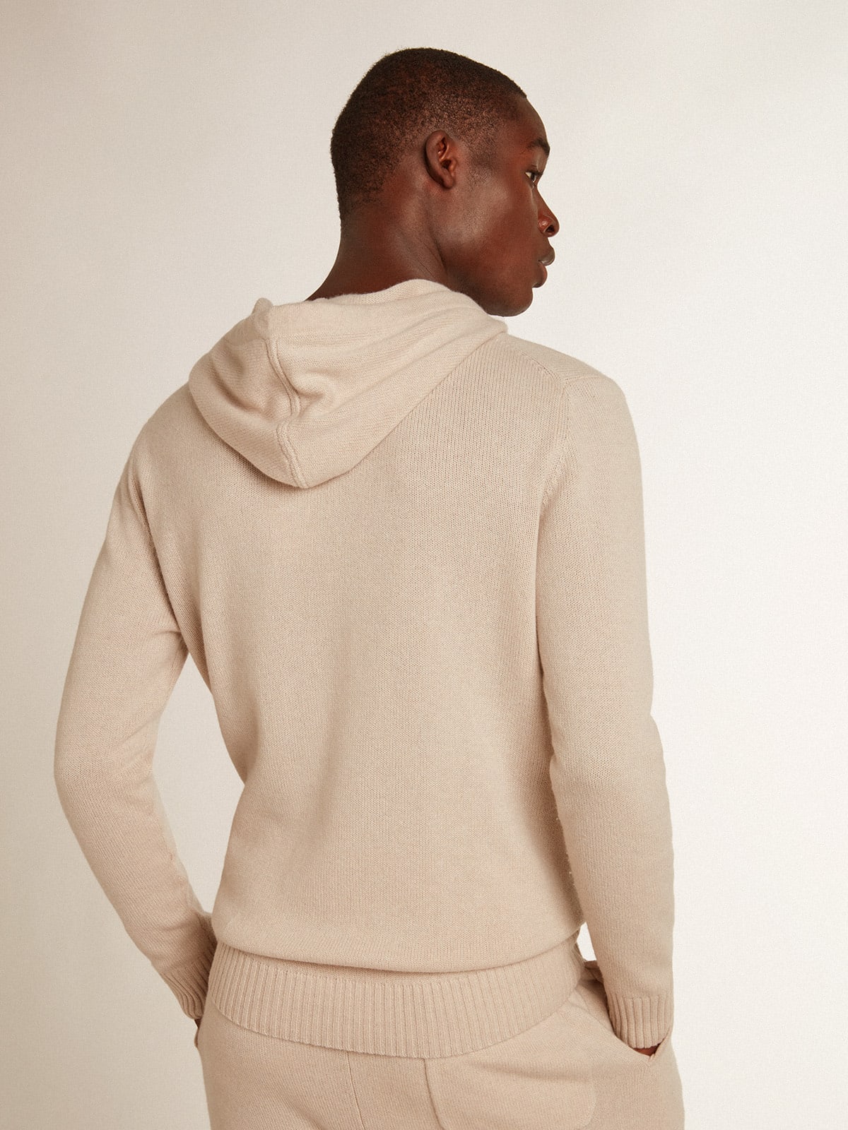 Felpa uomo misto cashmere color bianco e cappuccio