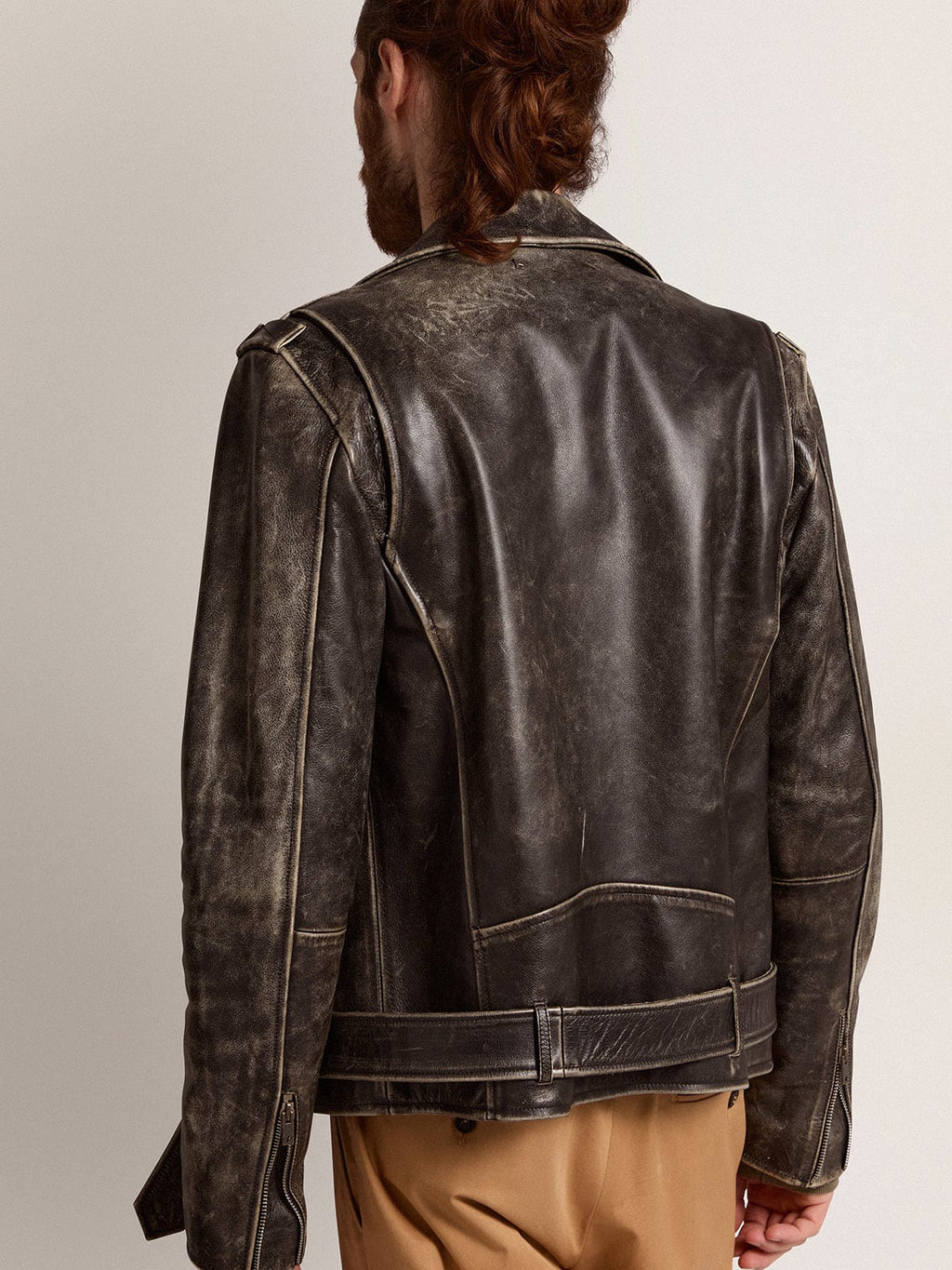 Chiodo da uomo in pelle dal trattamento distressed