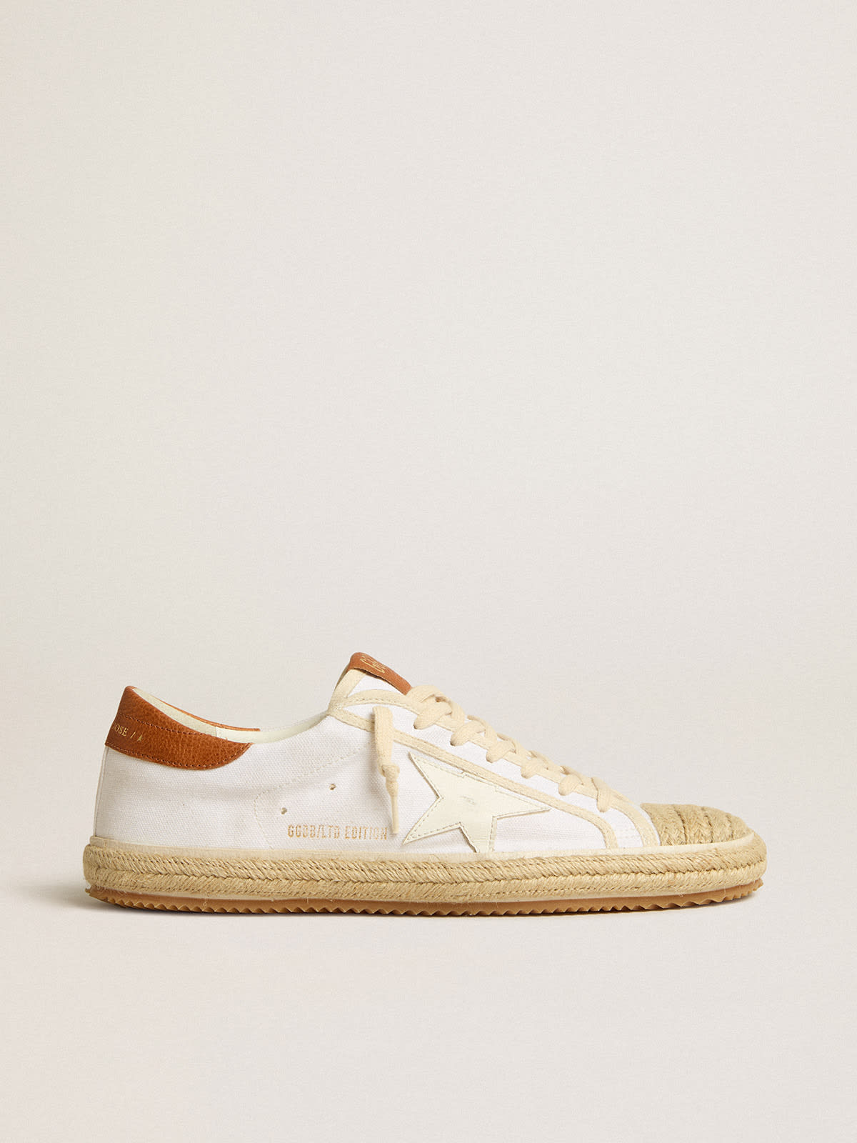 Super-Star Uomo LTD in canvas con stella in pelle bianca e punta in rafia