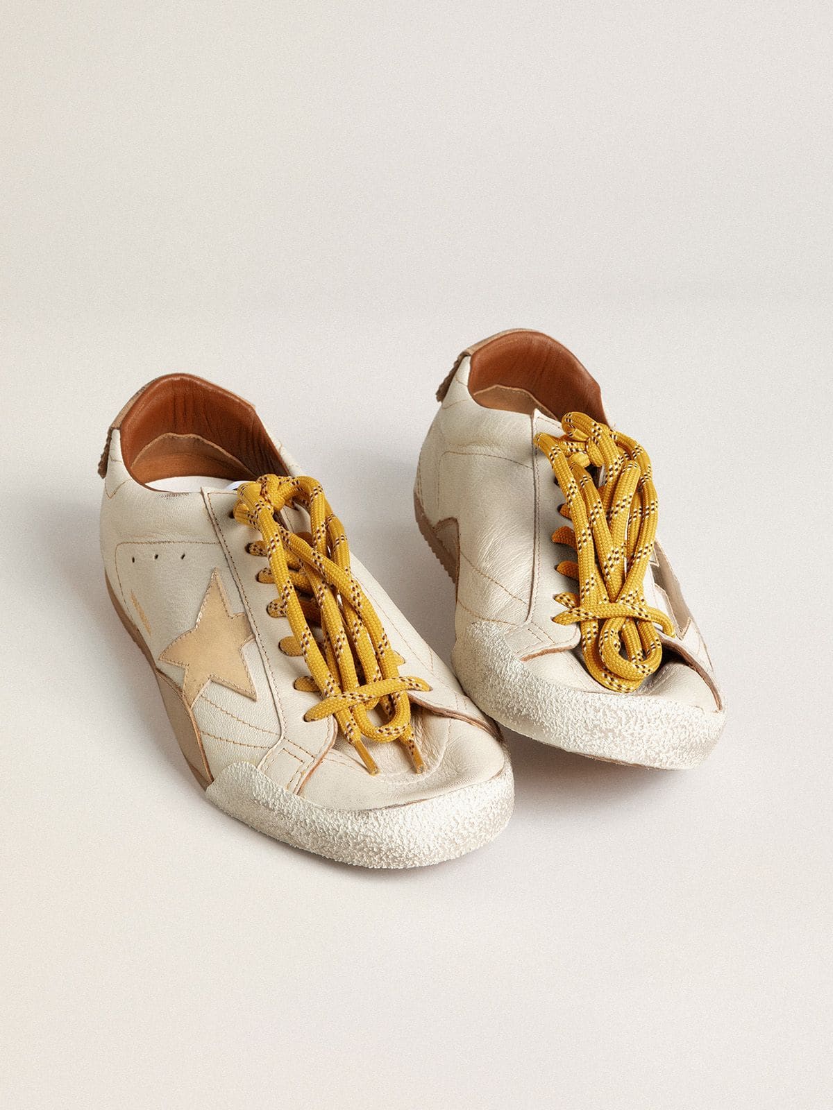 Women's True-Star in white nappa leather with gold star and beige suede heel tab