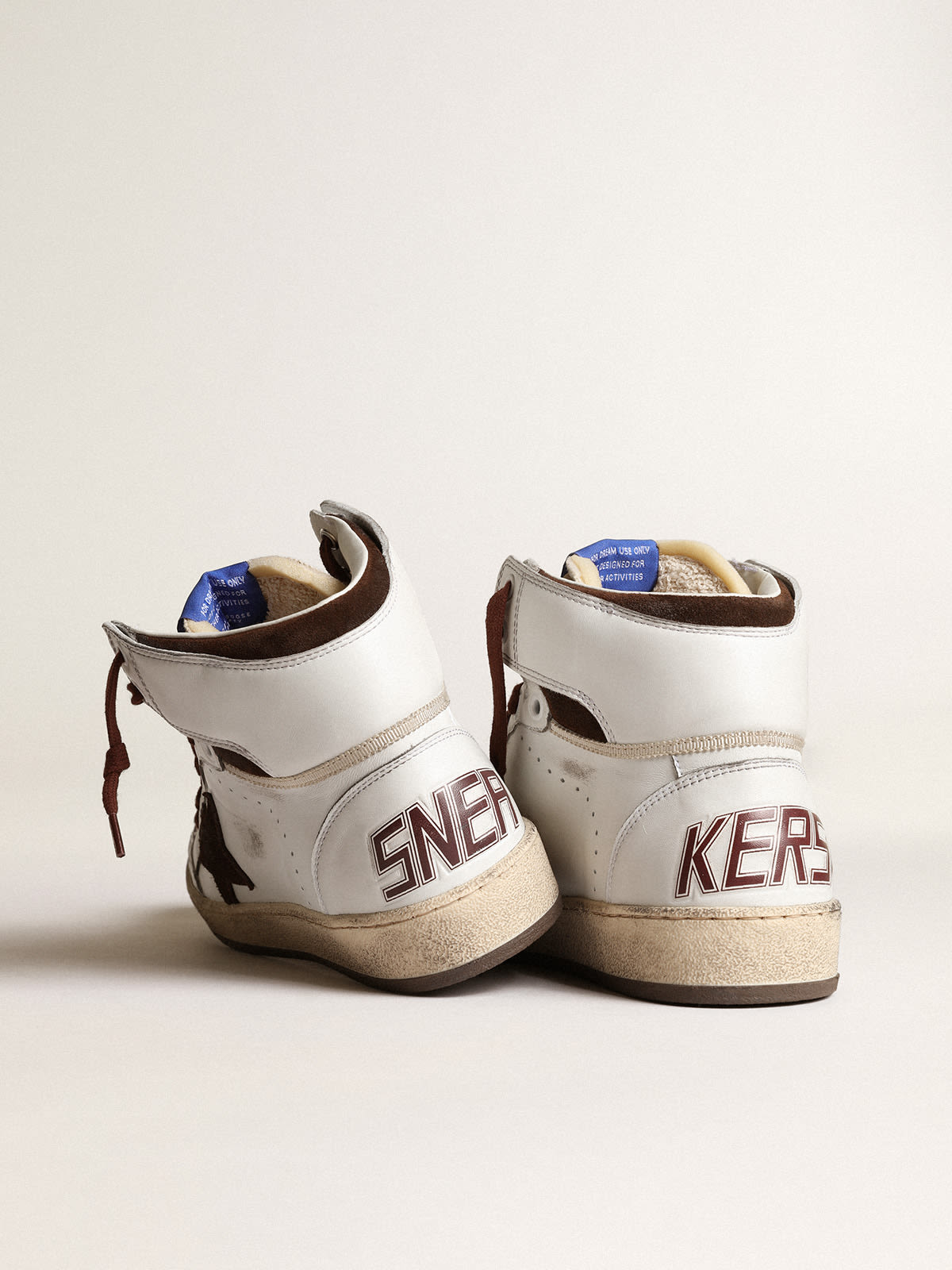 Sky-Star Donna in nappa bianca con stella in suede cioccolato