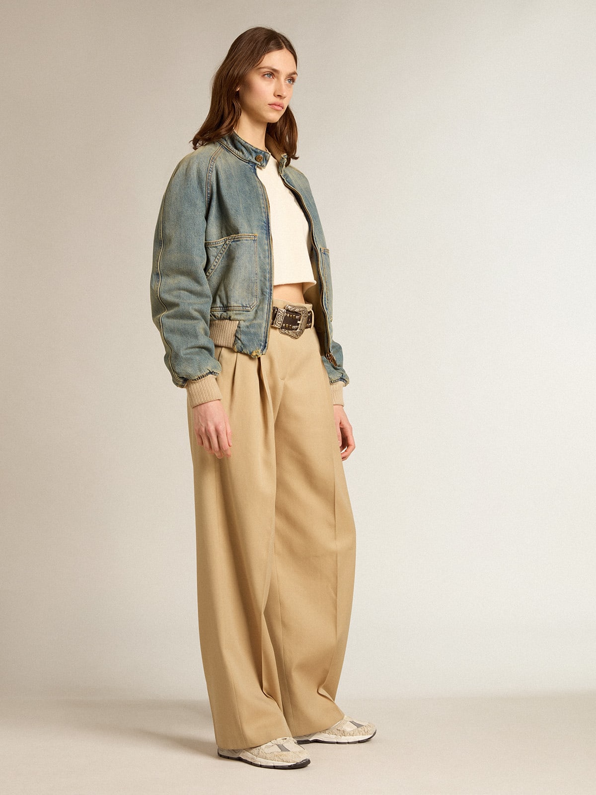 Felpa cropped in cotone color bianco vissuto