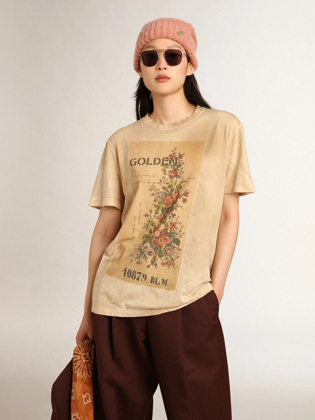 T-shirt Collezione Journey di colore bone white dall'effetto carta con stampa floreale sul davanti
