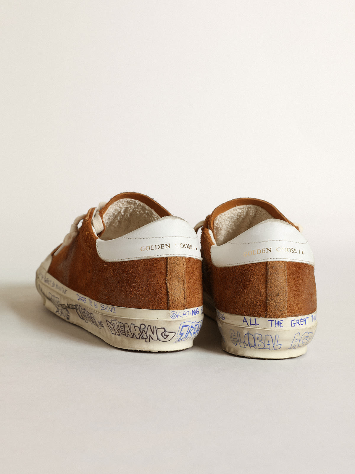 Super-Star Penstar Uomo LTD in suede con stella traforata