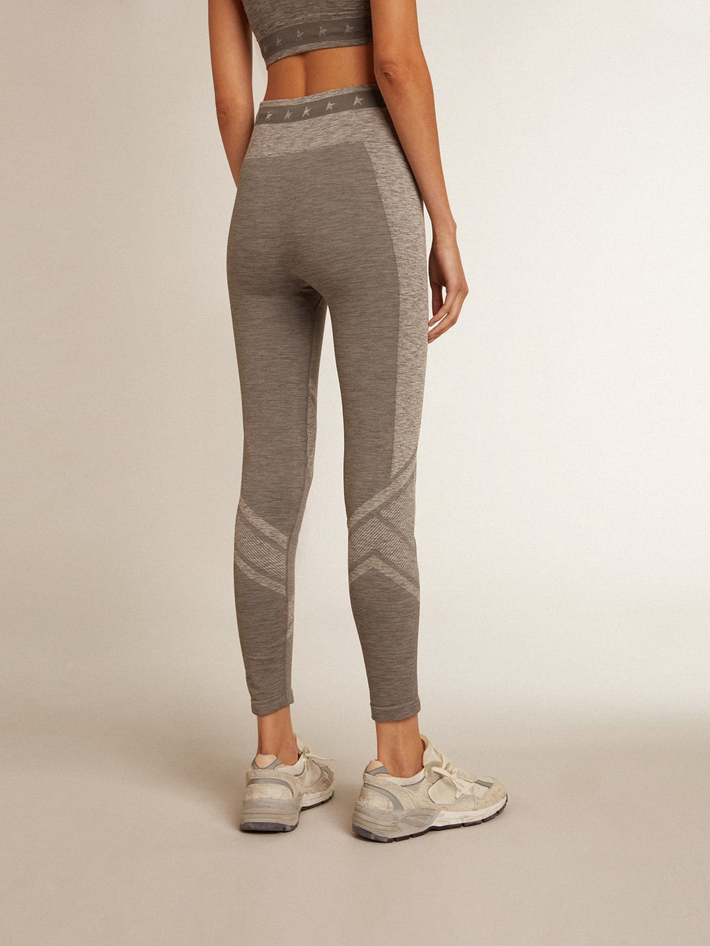 Leggins a mezza cucitura da donna di colore grigio melange