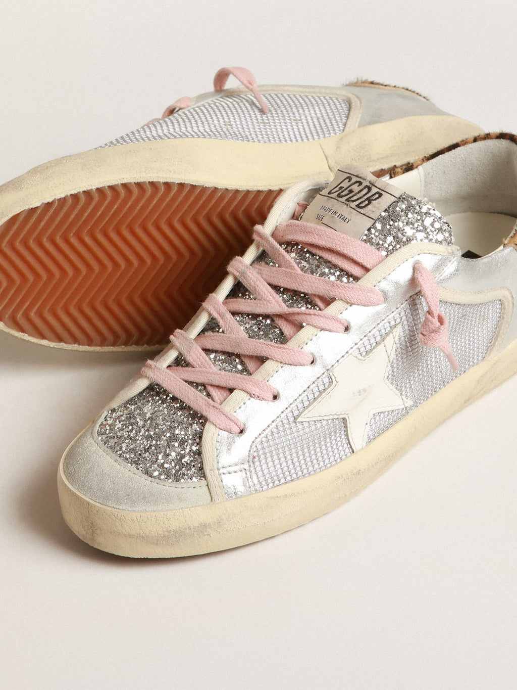 Super-Star LTD in rete e suede con linguetta in glitter argento