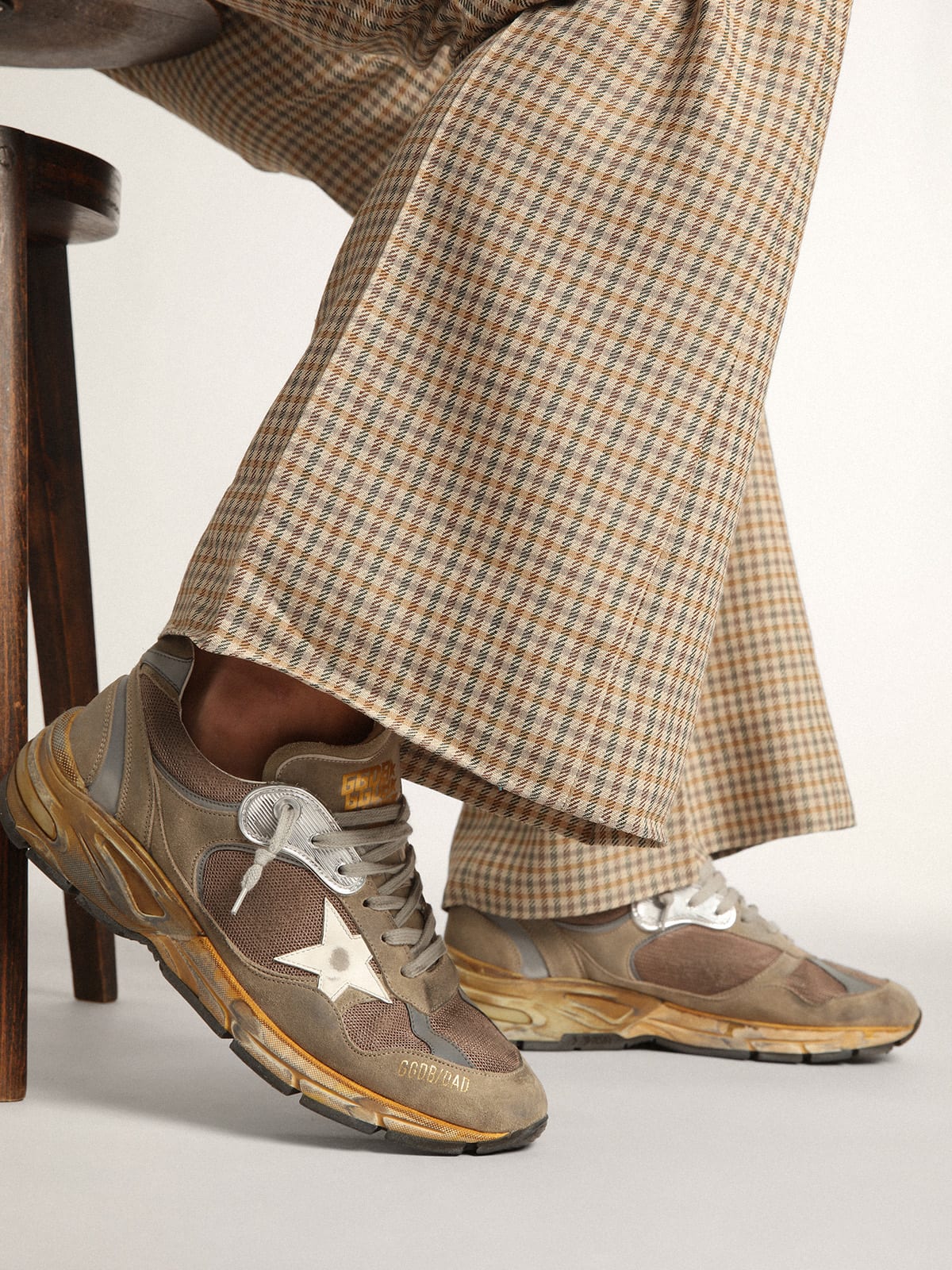 Sneaker Dad-Star Donna in rete e suede color tortora con stella in pelle bianca