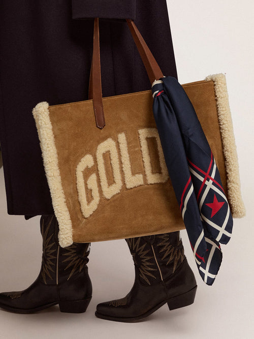 Borsa California Bag East-West in pelle scamosciata con shearling