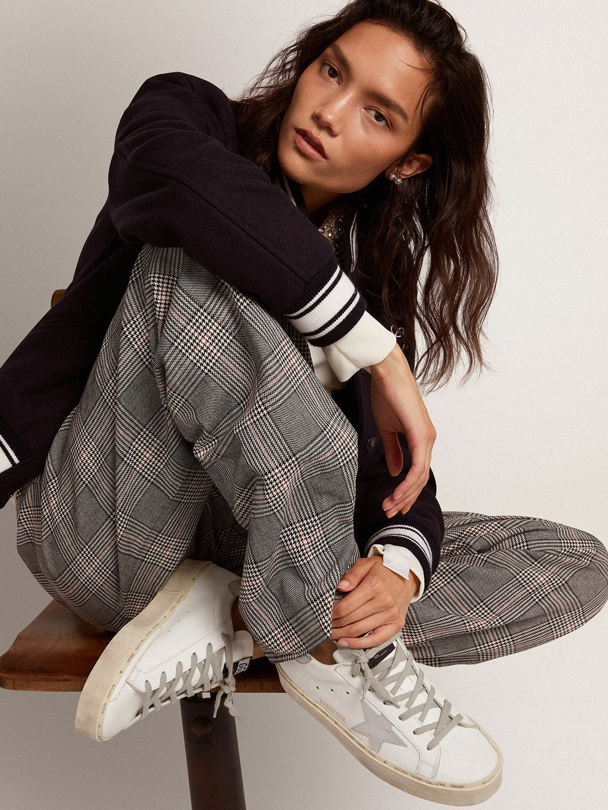 Sneakers Hi Star con stella e talloncino in argento metallizzato
