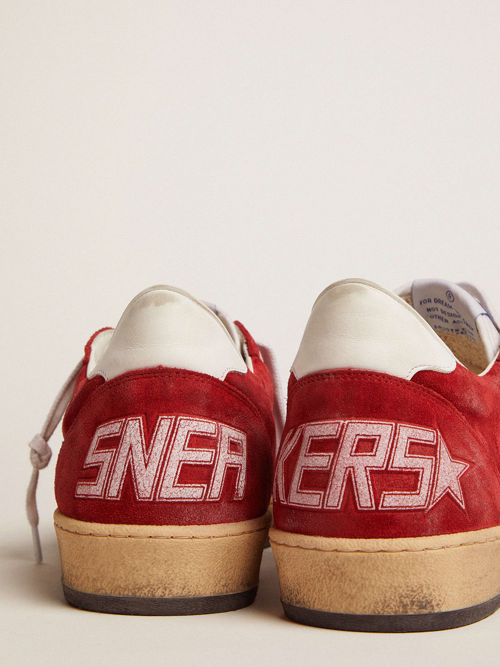 Ball Star Uomoin suede rosso con stella in pelle bianca