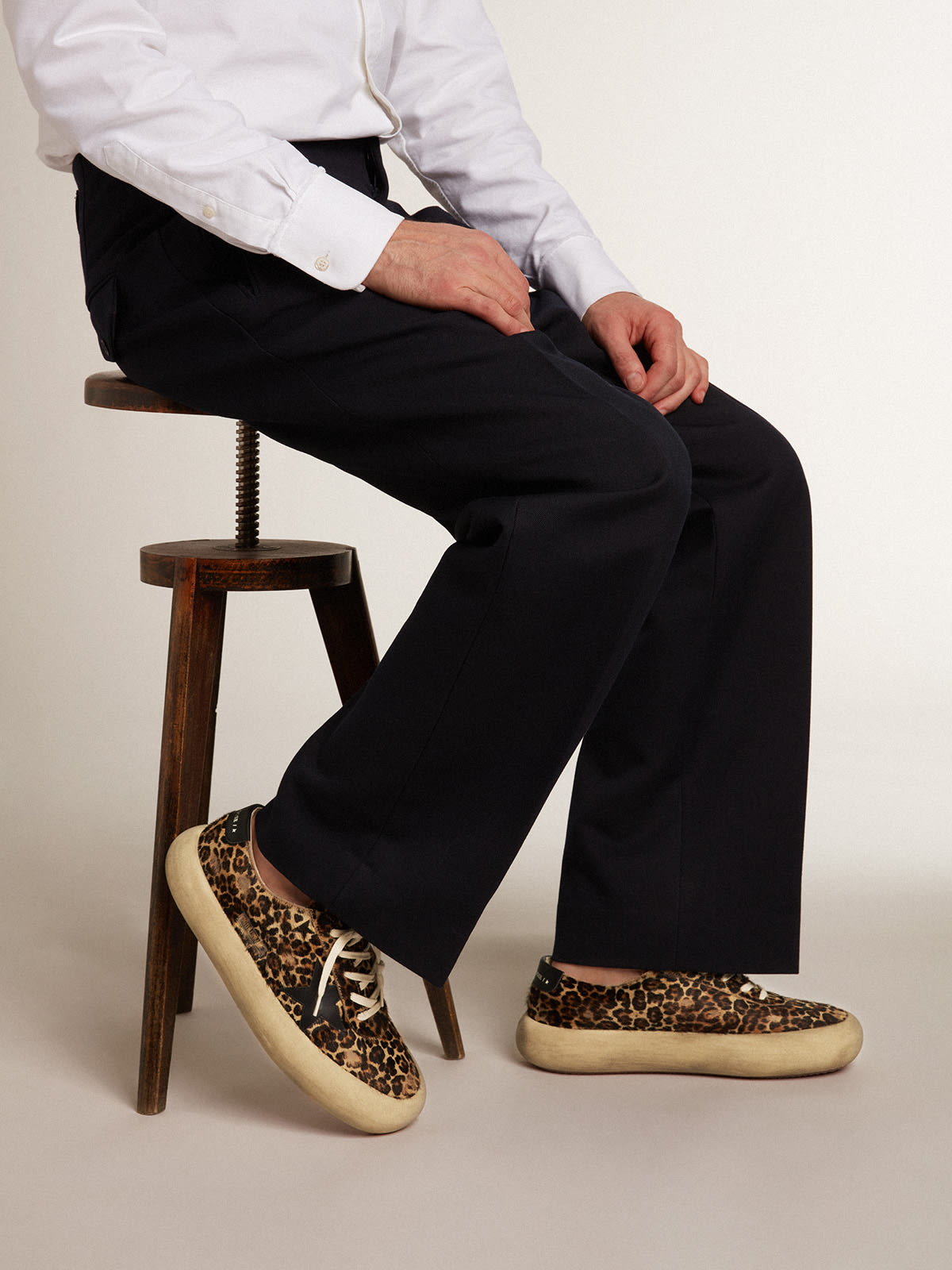 Scarpe Space-Star Uomo in cavallino leopardato con stella e talloncino in pelle nera