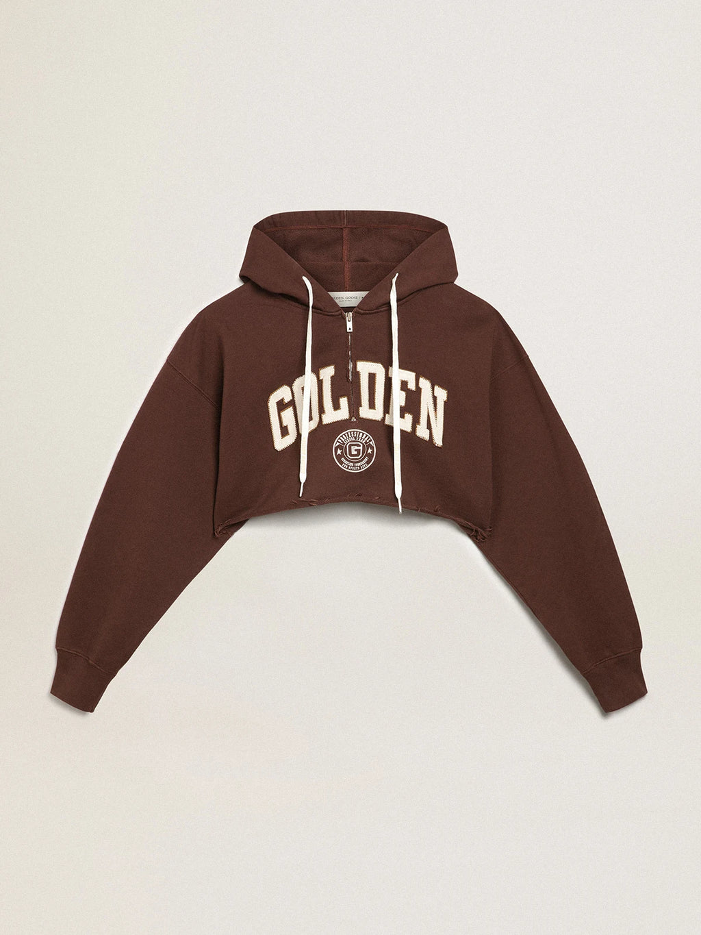 Felpa crop con cappuccio Collezione Journey di colore marrone noce scritta Golden bianca a contrasto