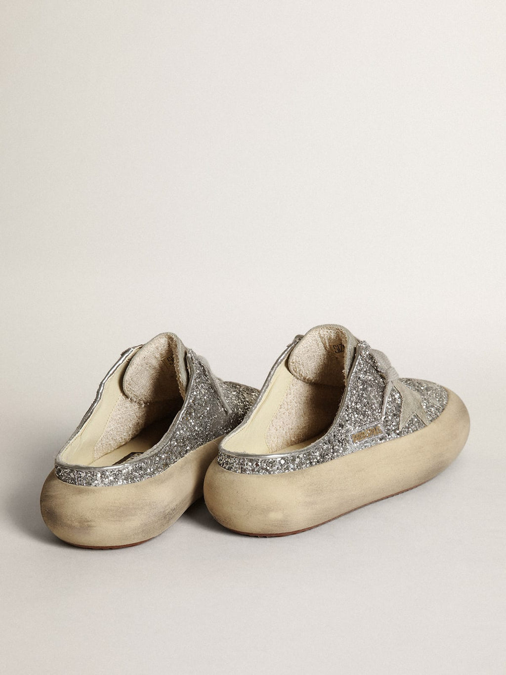 Space-Star Sabot in glitter argento con stella e linguetta in suede grigio ghiaccio