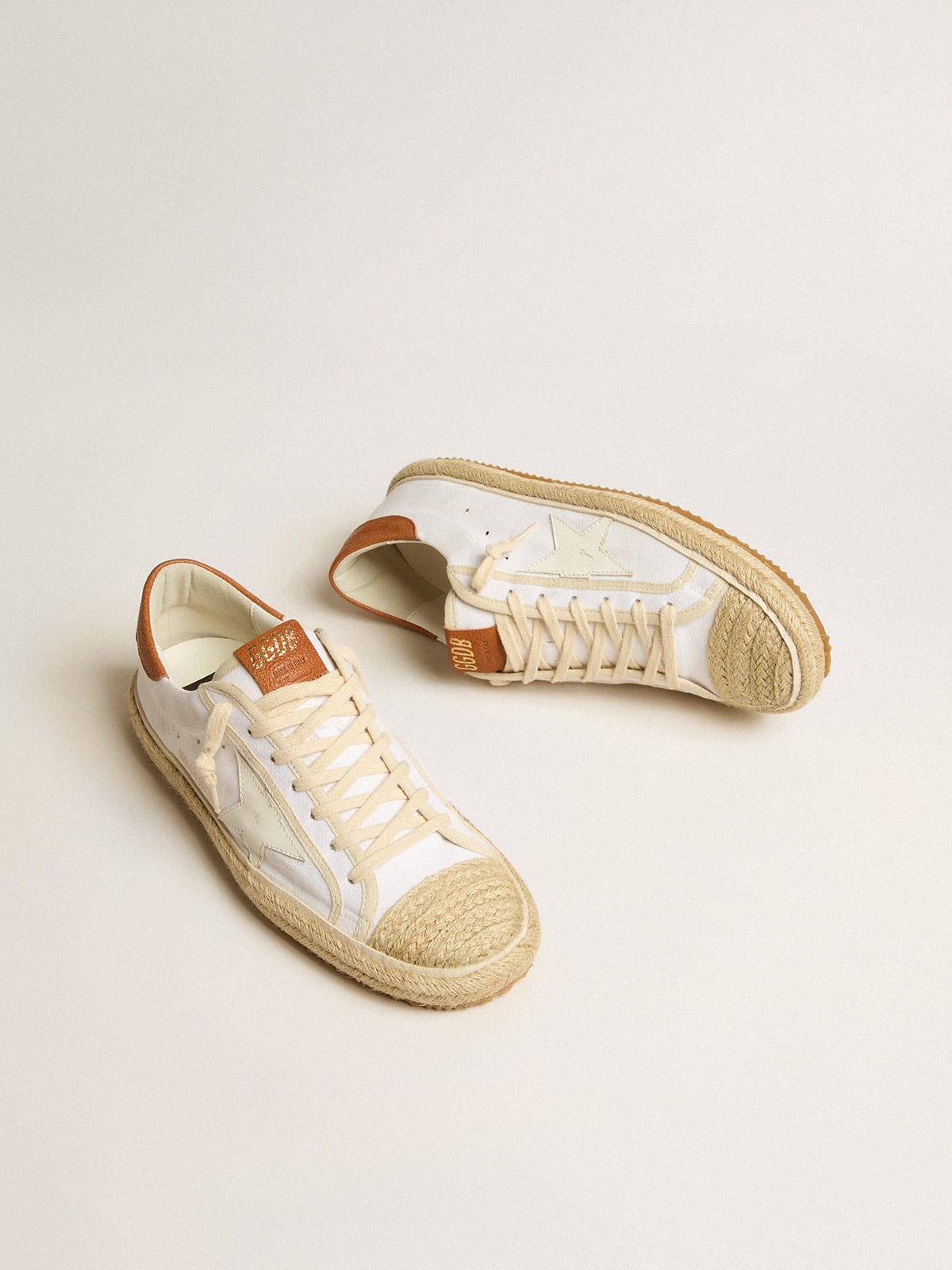 Super-Star Donna LTD in canvas con stella in pelle bianca e punta in rafia