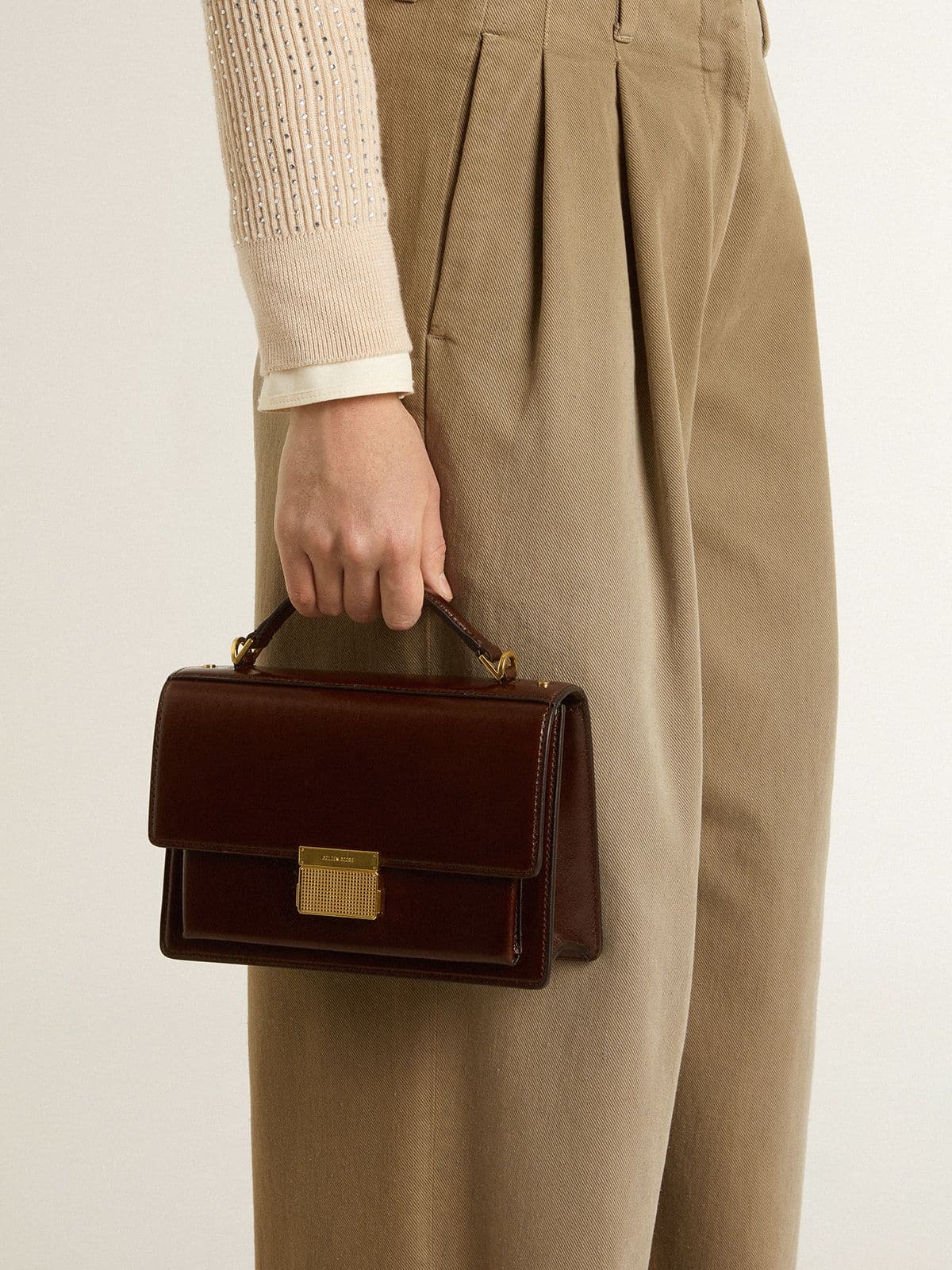 Venezia Bag in dark brown laminated leather with gold details