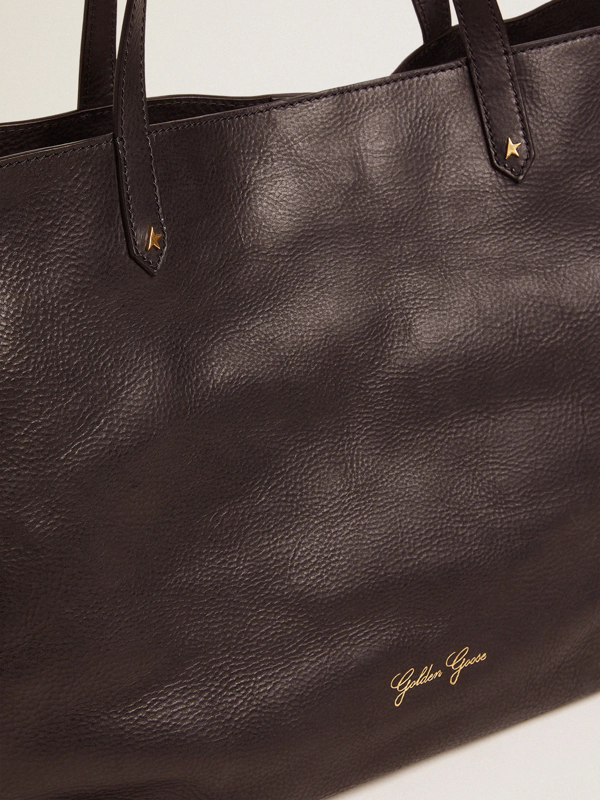 Borsa Pasadena Bag nera con logo dorato sul davanti