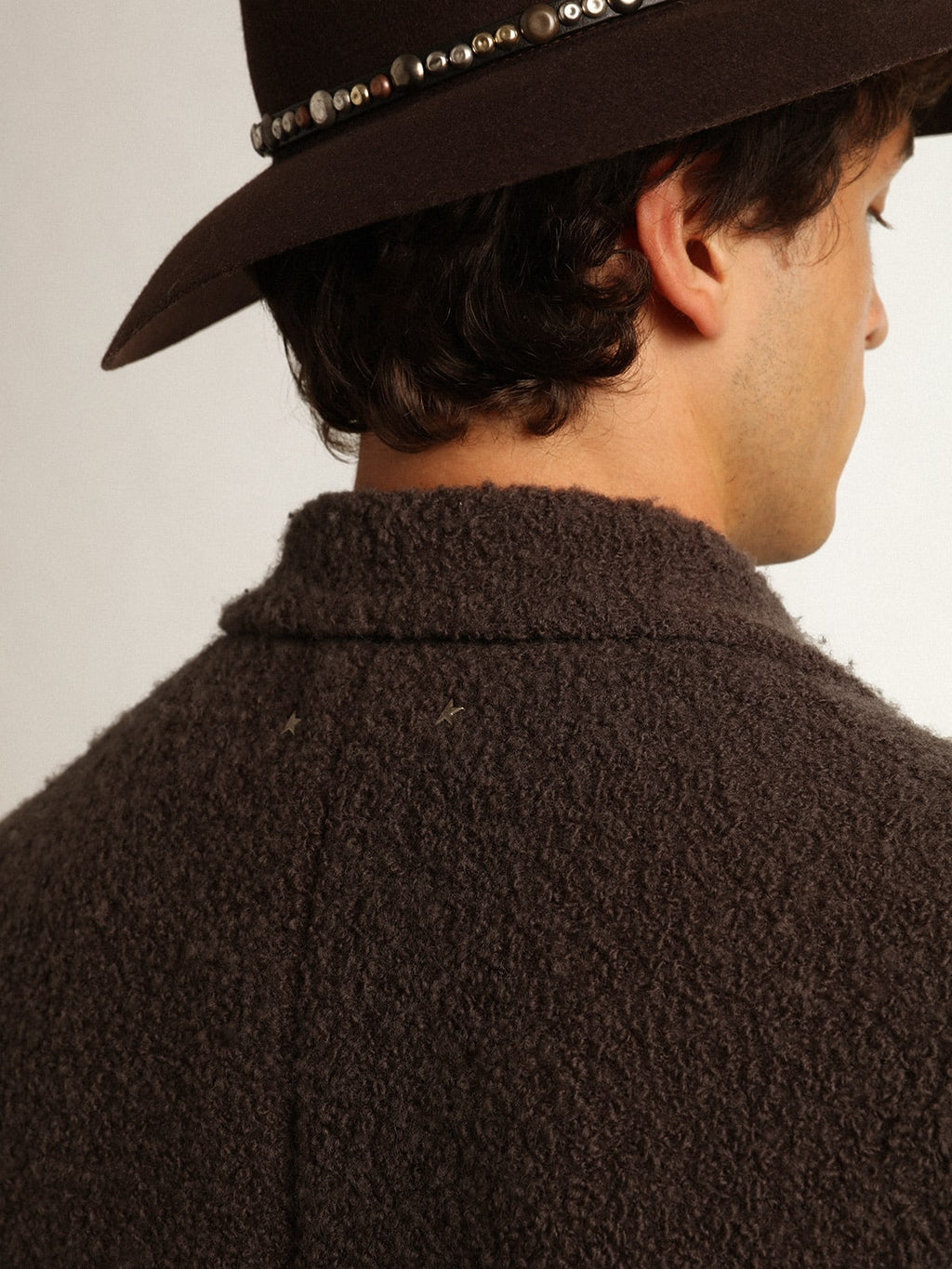 Cappotto doppiopetto Collezione Journey in lana bouclè color liquirizia