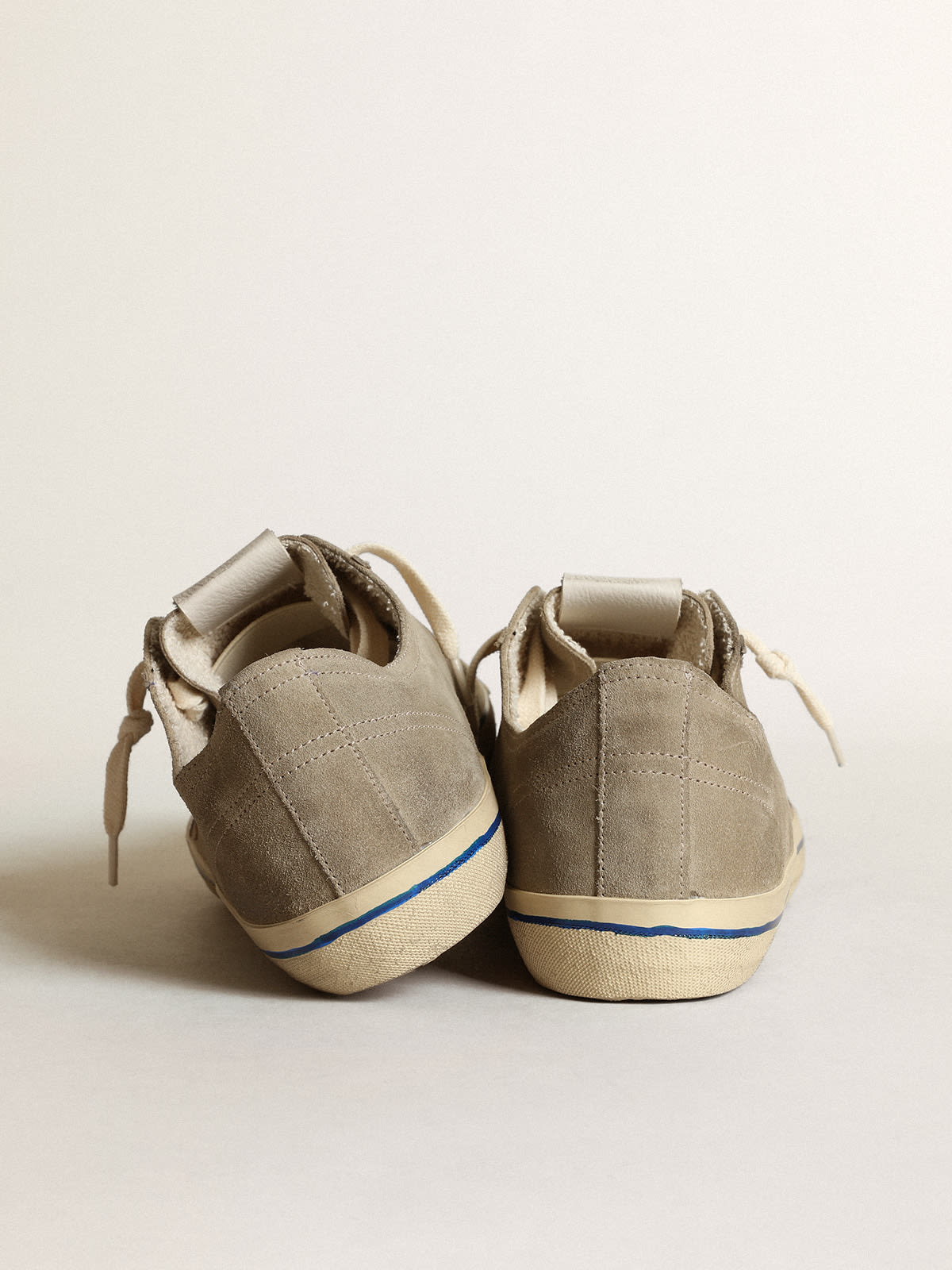 V-Star uomo con tomaia in suede e stella argento