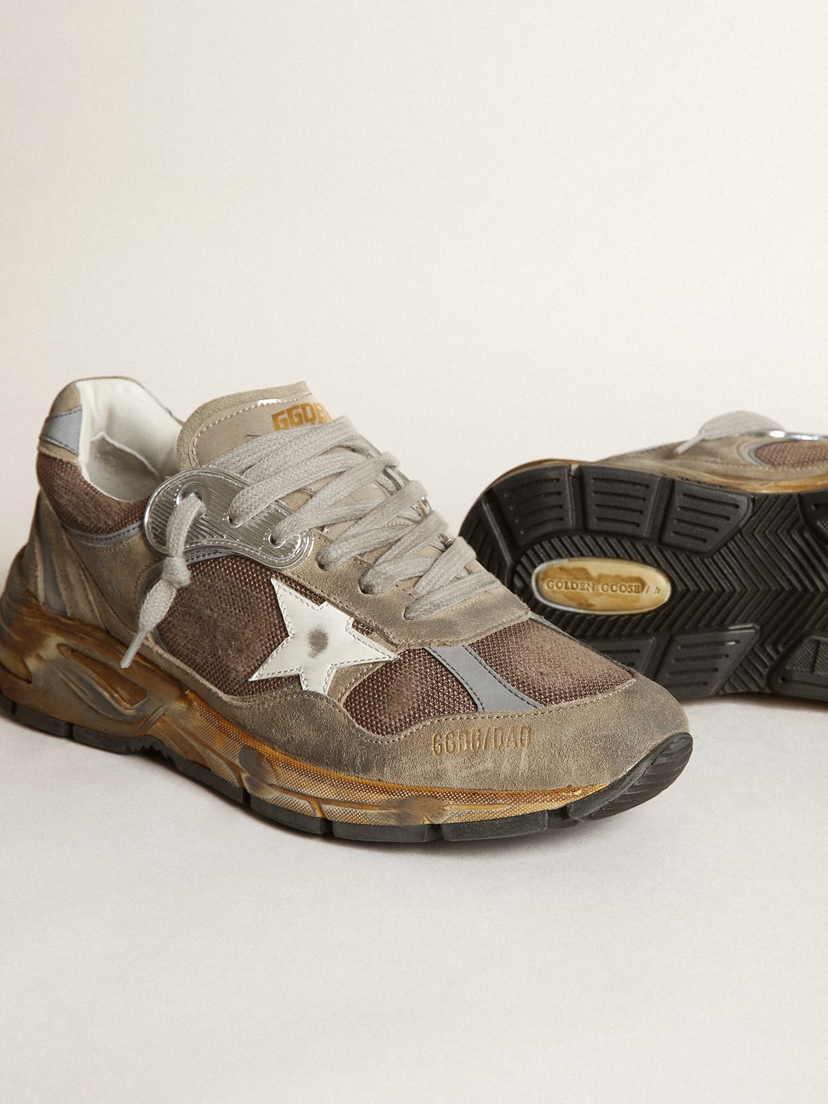 Sneaker Dad-Star Donna in rete e suede color tortora con stella in pelle bianca