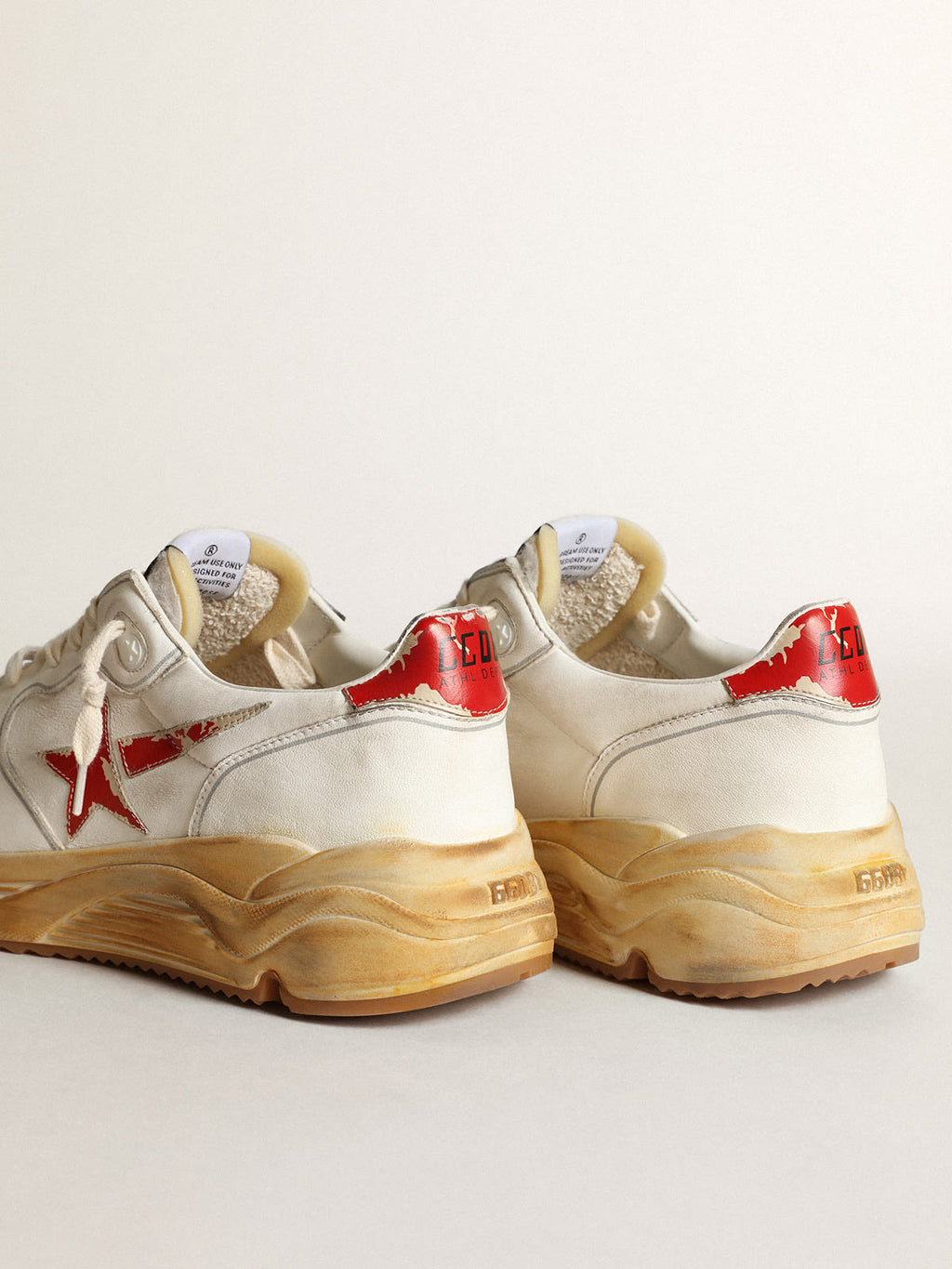 Sneaker Running Sole con stella e talloncino in pelle con stampa digitale rossa