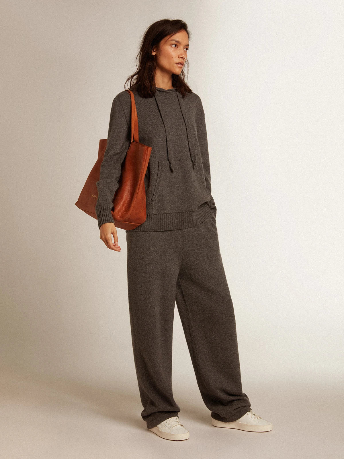 Felpa donna misto cashmere color grigio con cappuccio