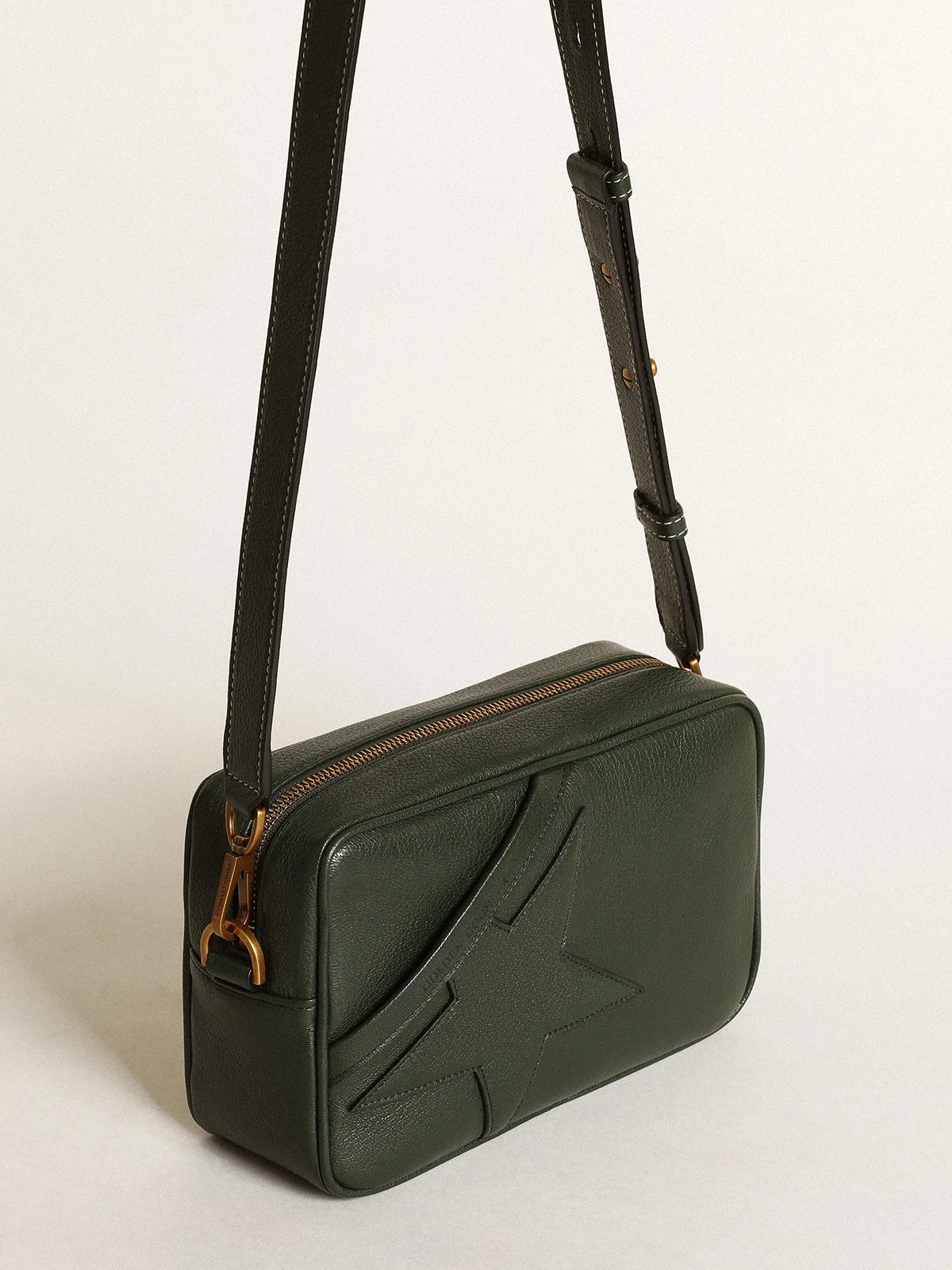 Borsa Star Bag in pelle color verde scuro con stella ton sur ton