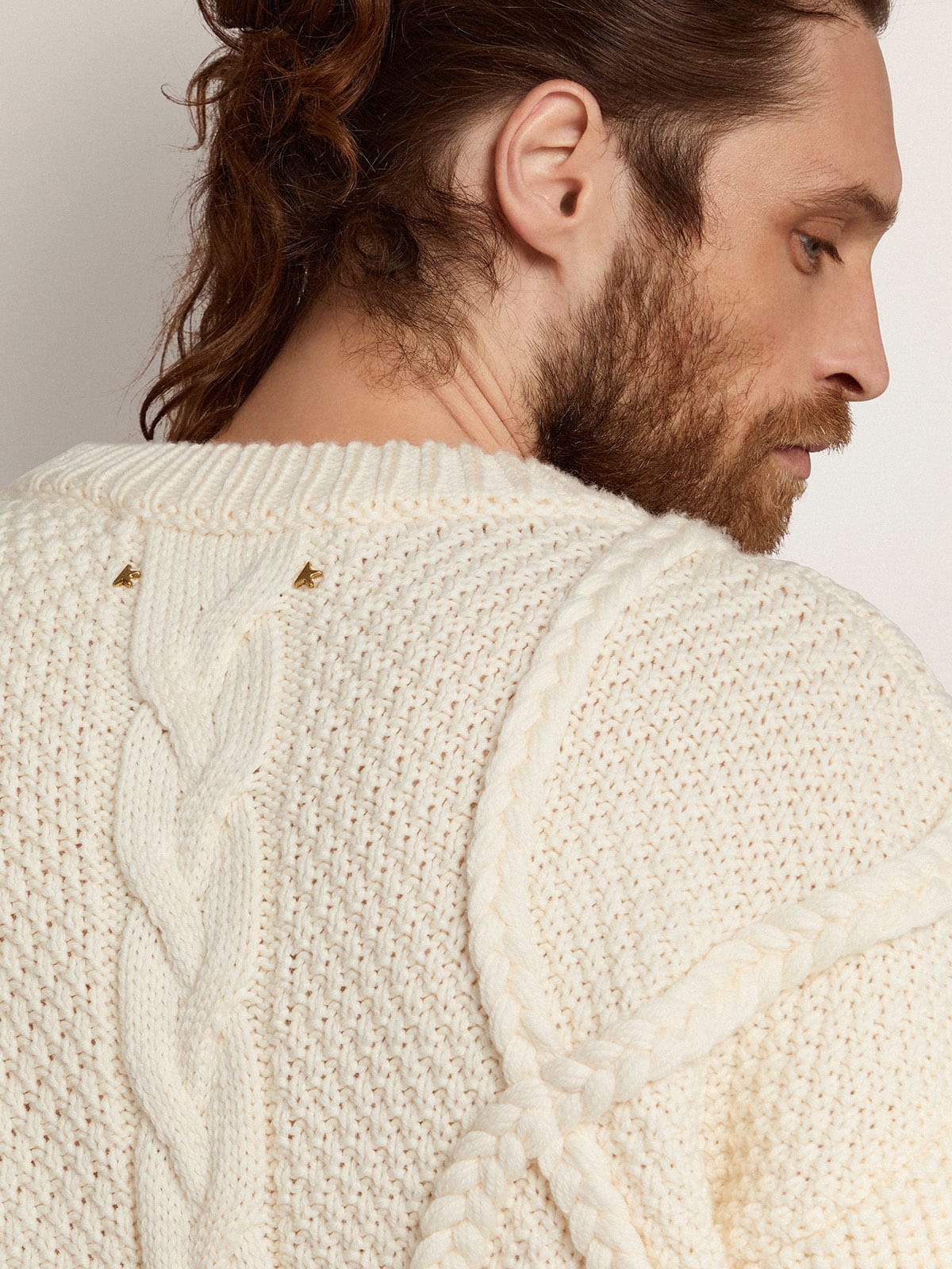 Maglione girocollo da uomo in lana con motivo intrecciato