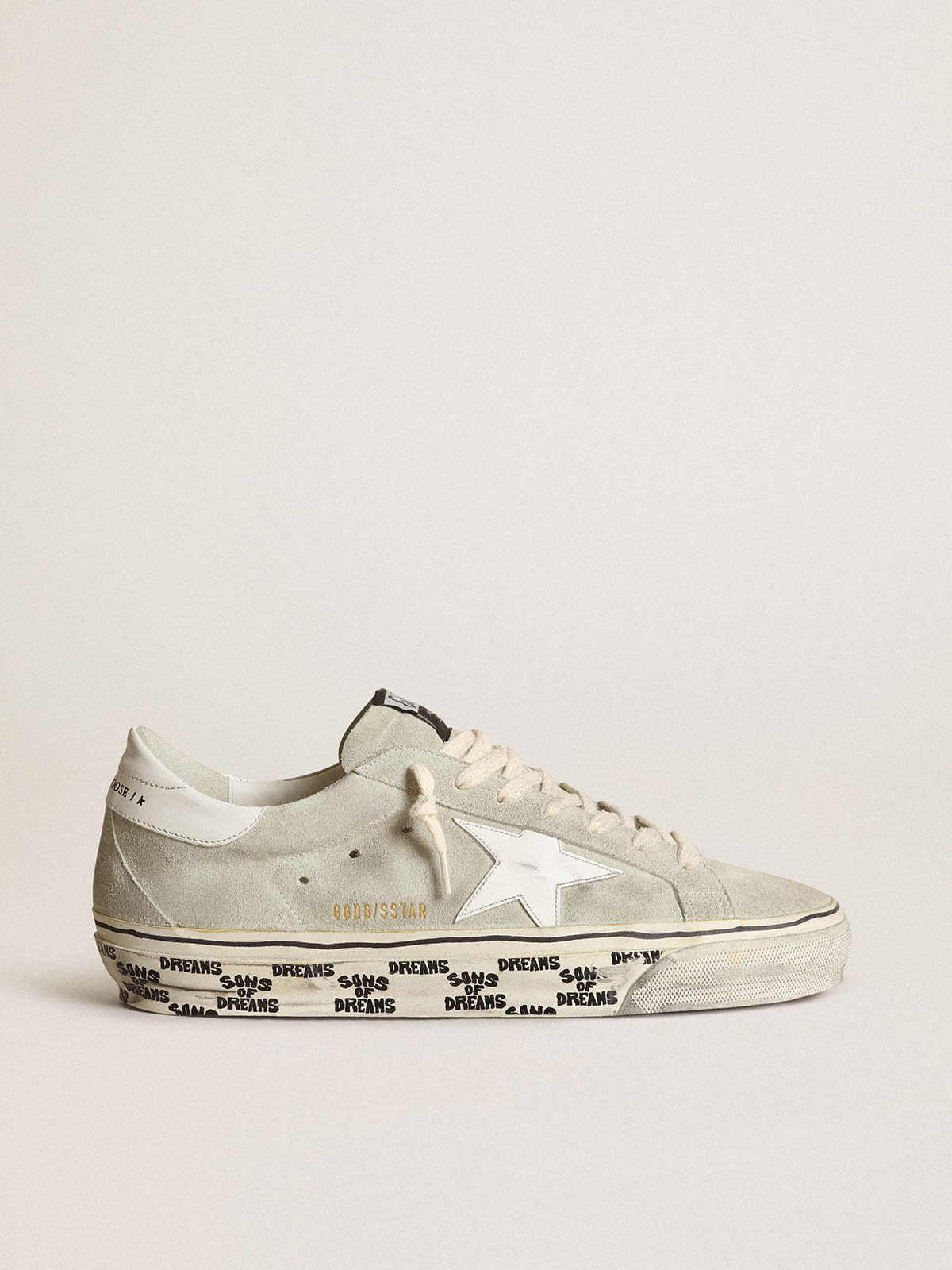 Sneaker Super-Star in suede color grigio ghiaccio con stella e talloncino in pelle bianca