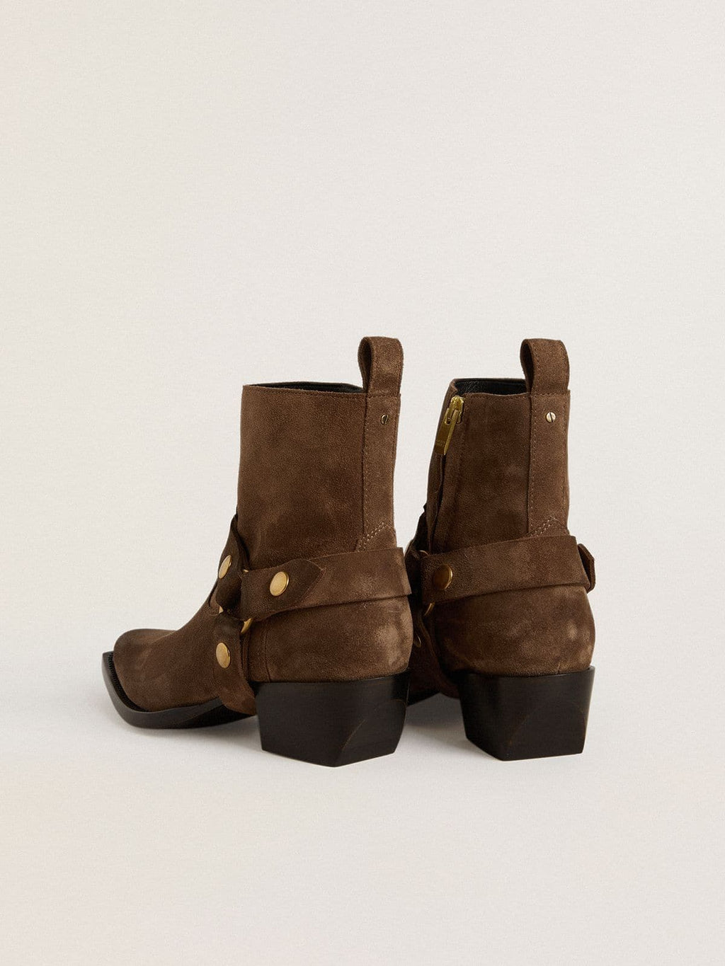 Low Debbie boots in dove-gray suede with removable buckle