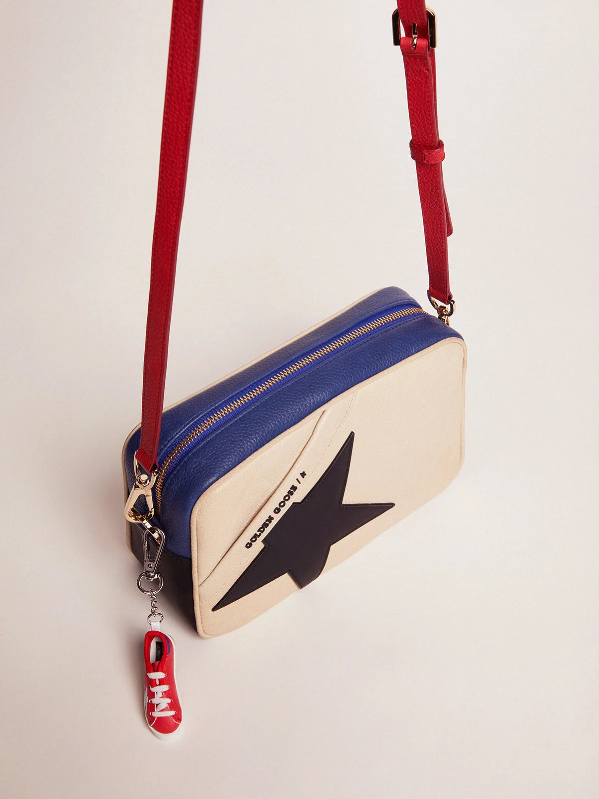 Borsa Star Bag in pelle granata con stella nera