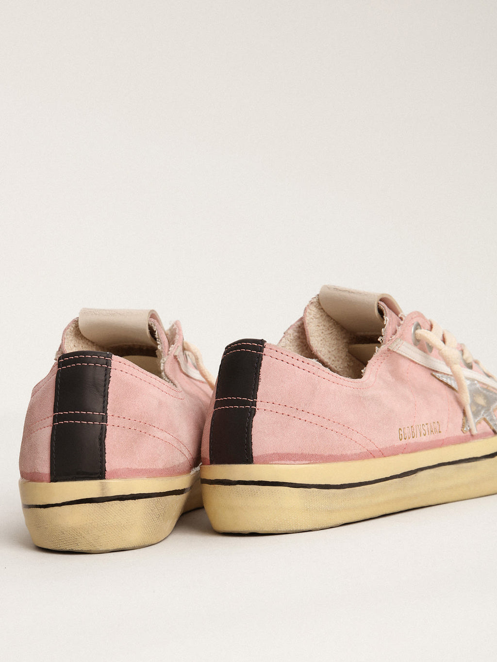 Sneaker V-Star LTD in suede color rosa baby con stella in pelle laminata color argento