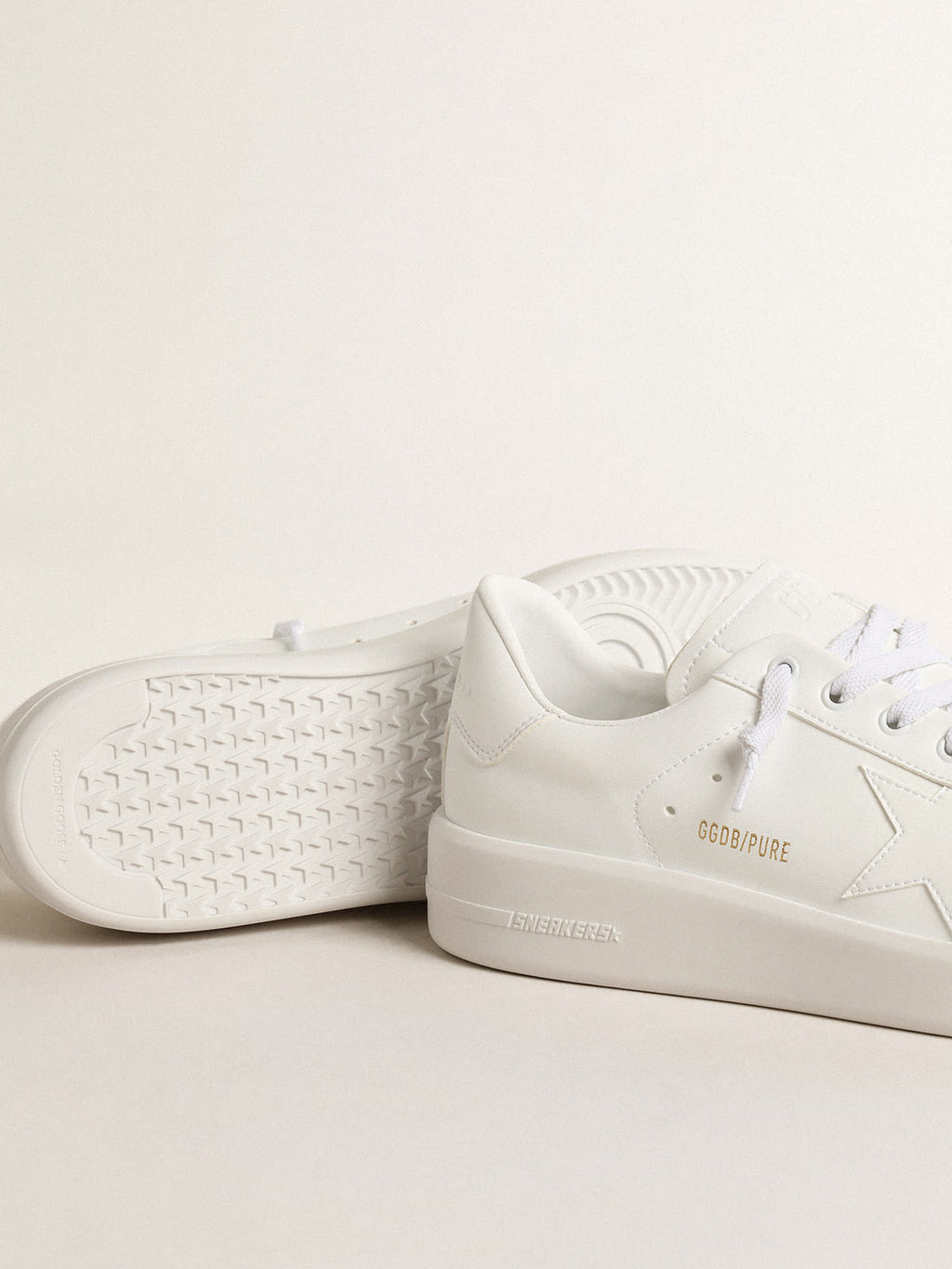 Purestar Uomo bio-based con stella e talloncino bianchi