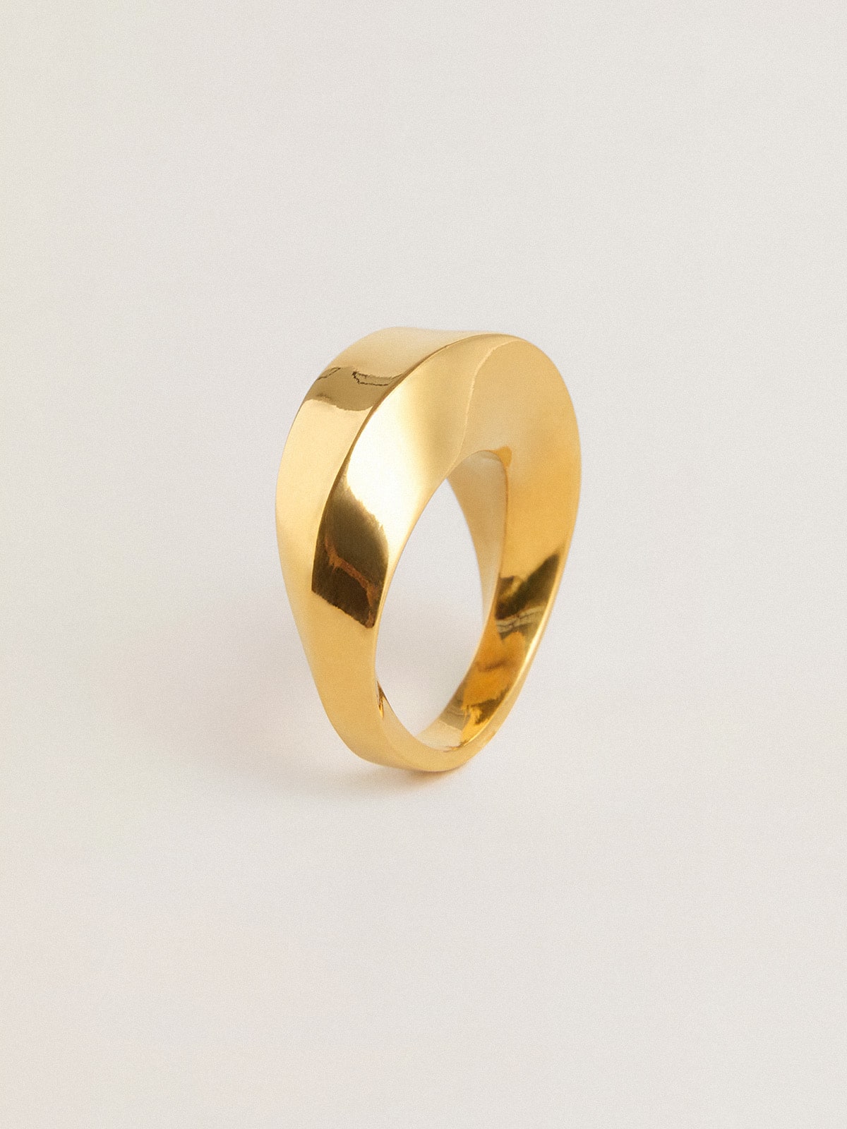 Gold ring
