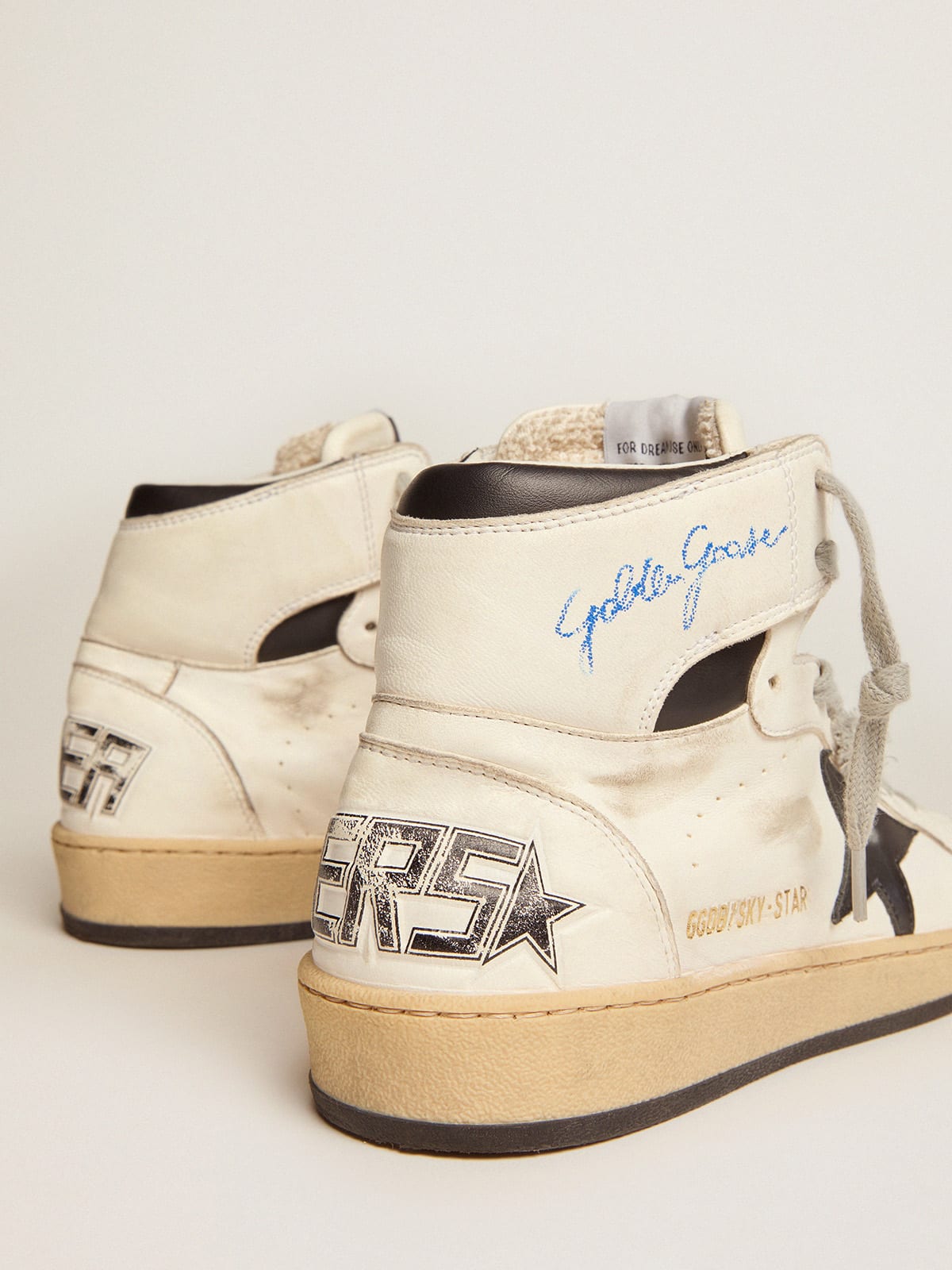 Sneaker Sky-Star uomo con firma sulla caviglia e inserti in pelle nera