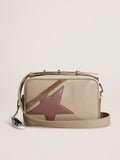 Borsa Star Bag large in pelle martellata color bianco sporco e suede color cappuccino con stella in pelle viola