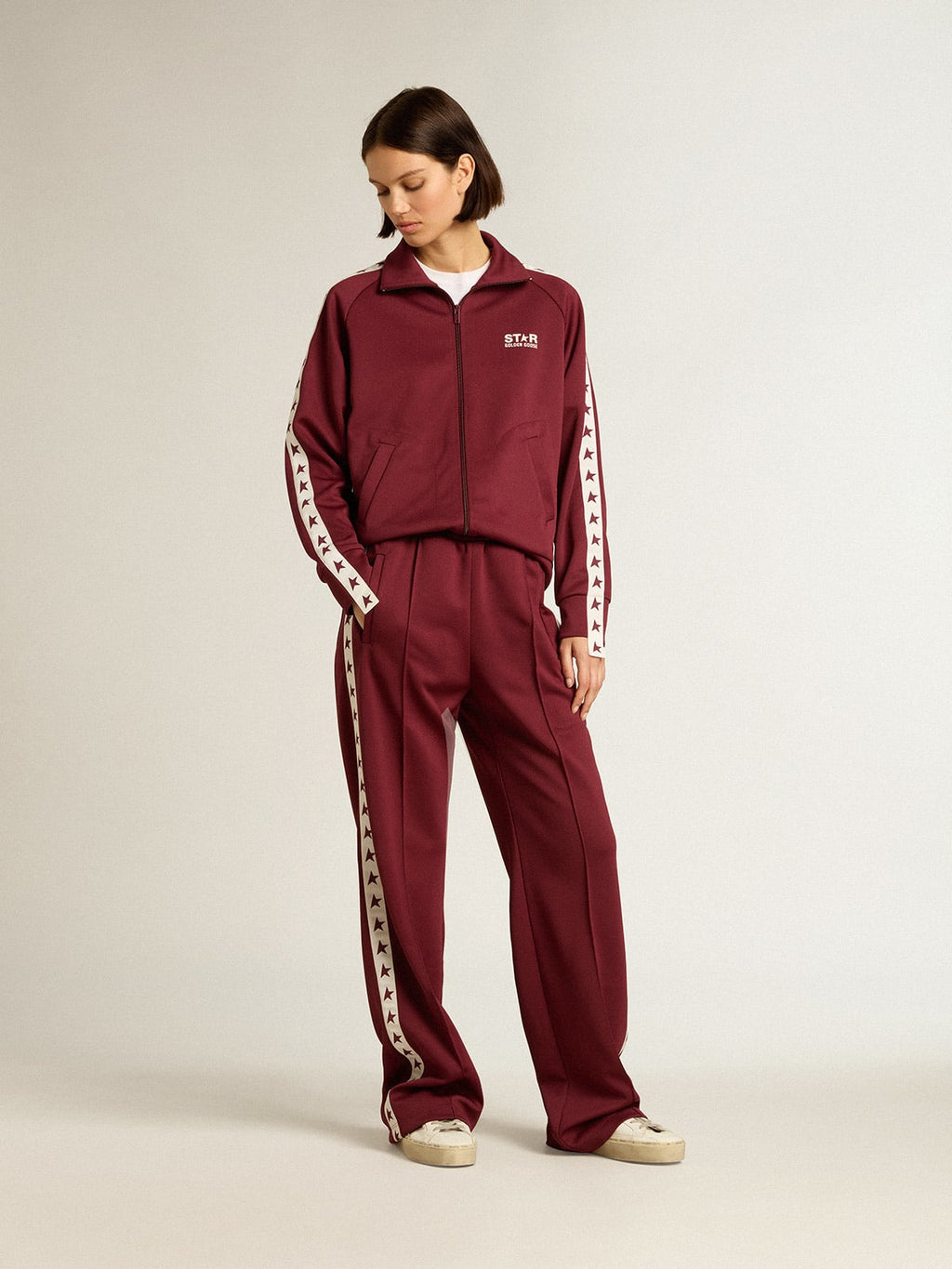 Pantalone jogging da donna di colore bordeaux con stelle sui lati