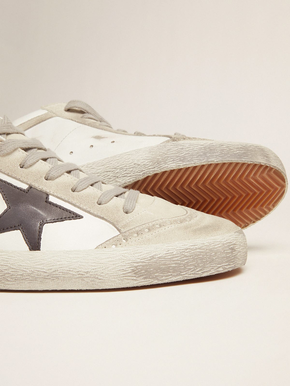 Sneakers Mid Star bianche e nere