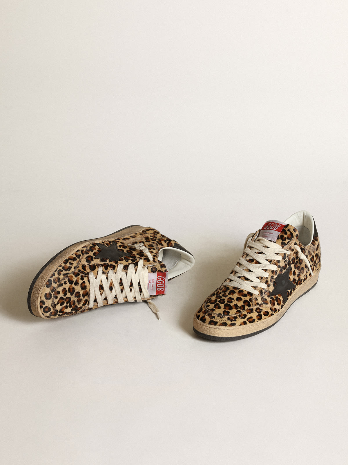 Ball Star in cavallino leo con stella e talloncino in pelle nera