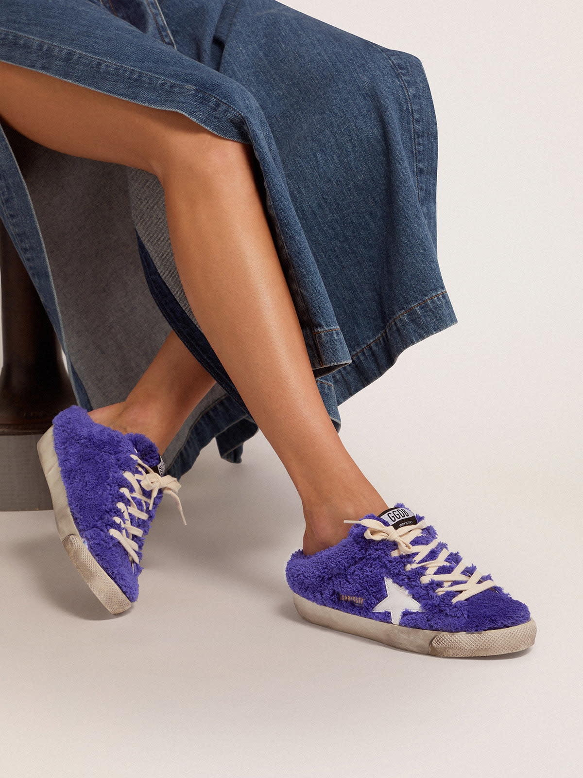 Sabot Super-Star in spugna color royal blue con stella in pelle bianca