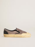 Women's VCE Penstar in dove-gray suede with black leather heel tab