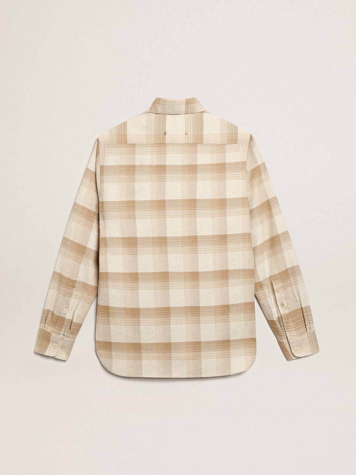 Camicia slim fit color pepe e sabbia scura