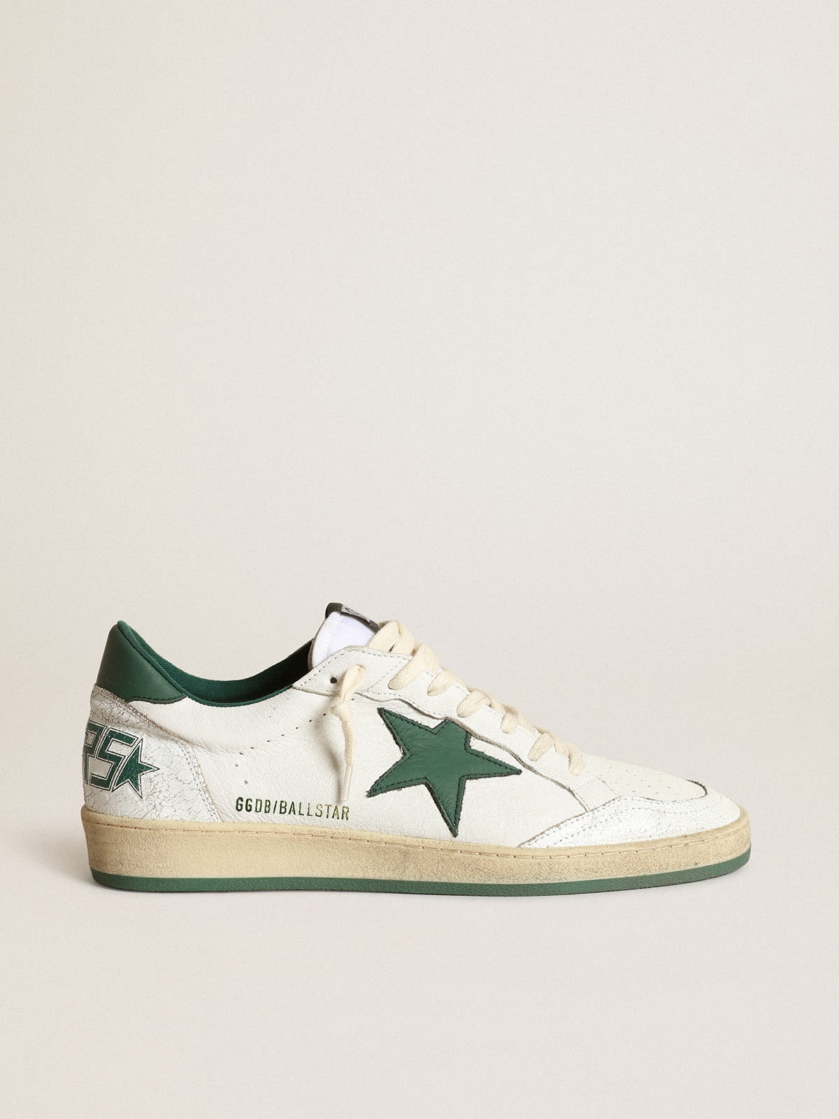 Sneaker Ball Star in nappa bianca con stella e talloncino in pelle verde