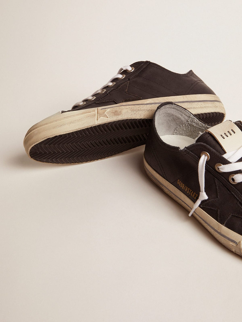 V-Star in pelle nera con stella in pelle nera