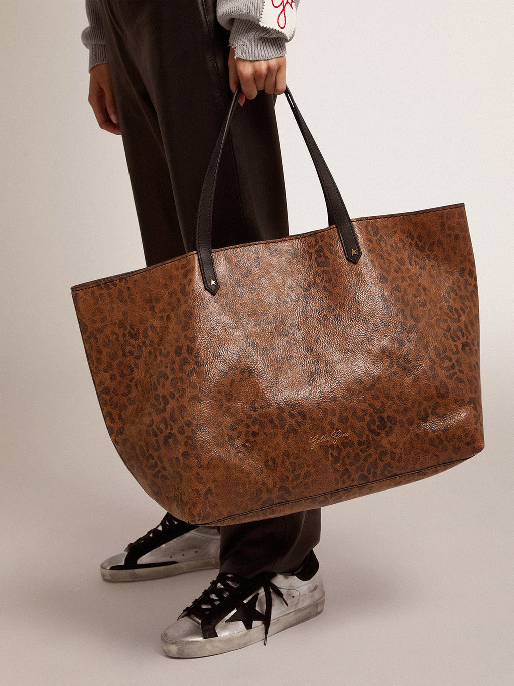 Borsa Pasadena Bag con stampa leopardata e manici neri a contrasto