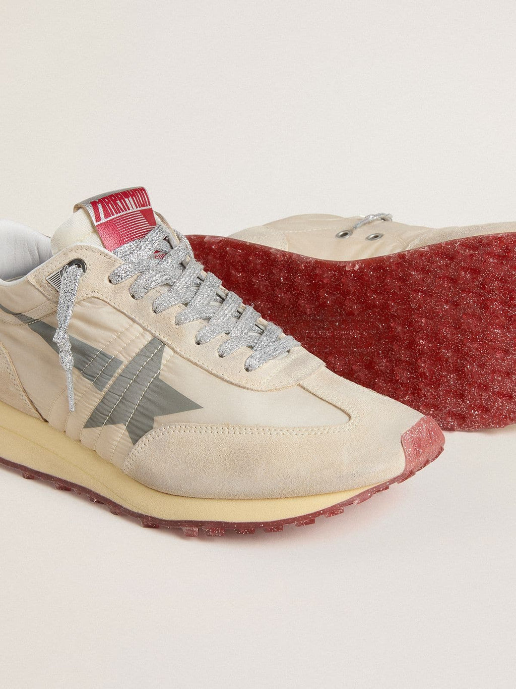 Women’s Marathon with beige nylon upper and gray star