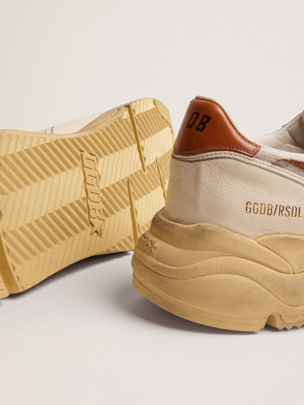 Sneaker Running Sole LTD con stella in pelle marrone con stampa lucertola e talloncino in pelle color cuoio