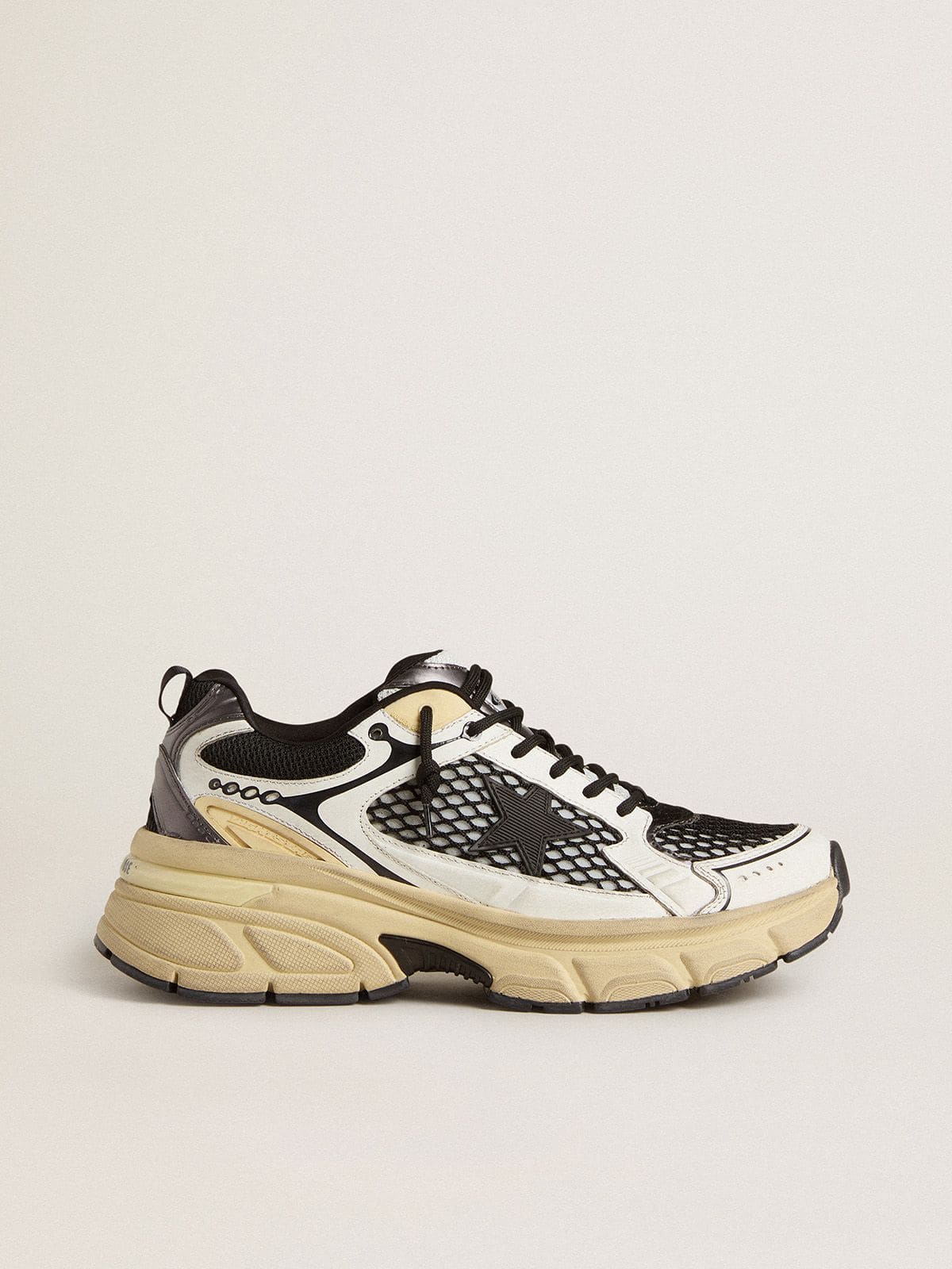 Men’s Lightstar in white leather and black mesh with black TPU star