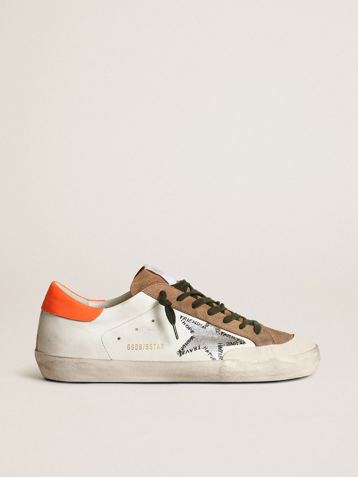 Sneaker Super-Star Penstar con stella serigrafata color argento e talloncino in pelle arancione fluo