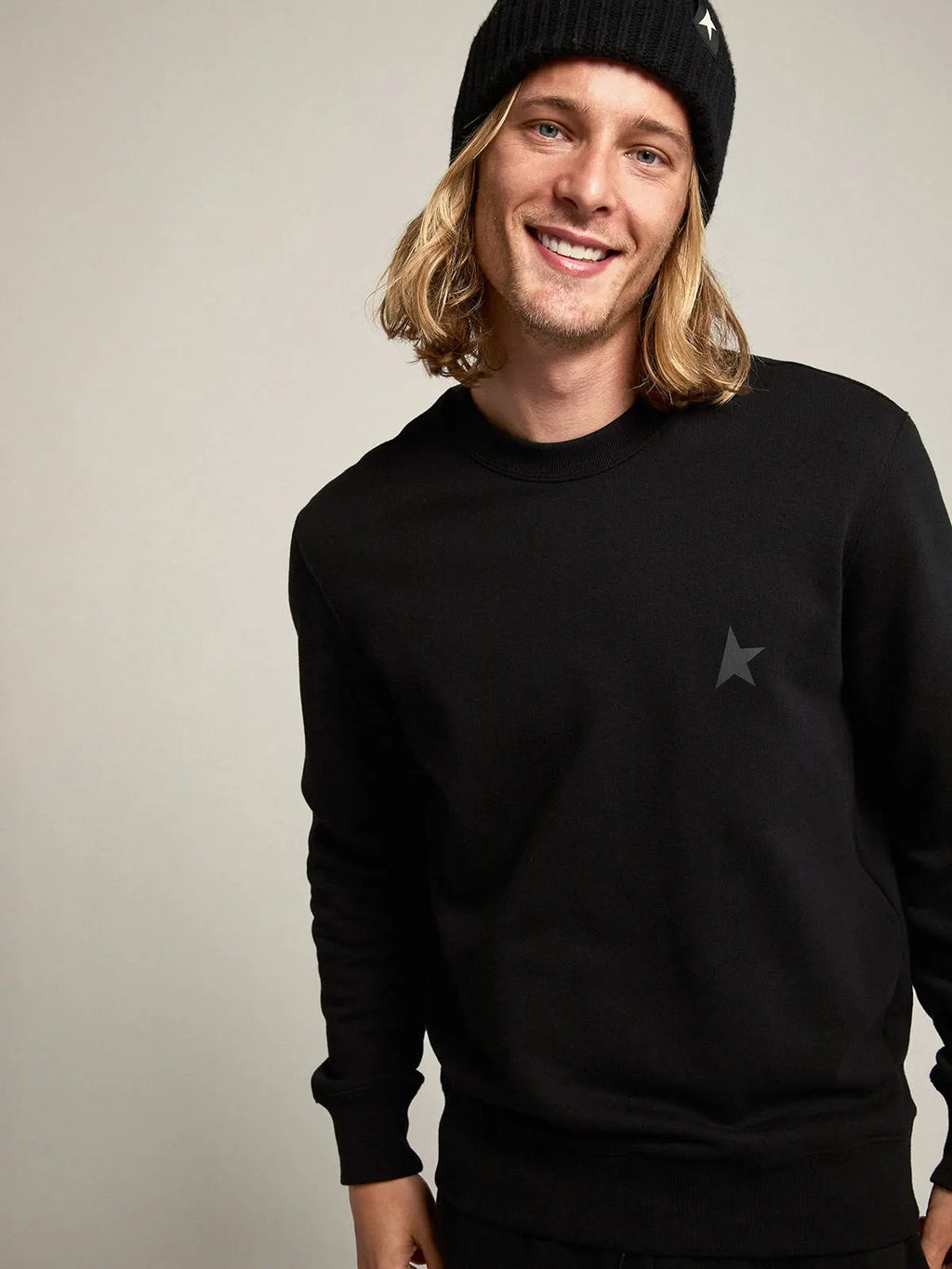 Felpa Archibald Collezione Star di colore nero con stella ton sur ton sul davanti
